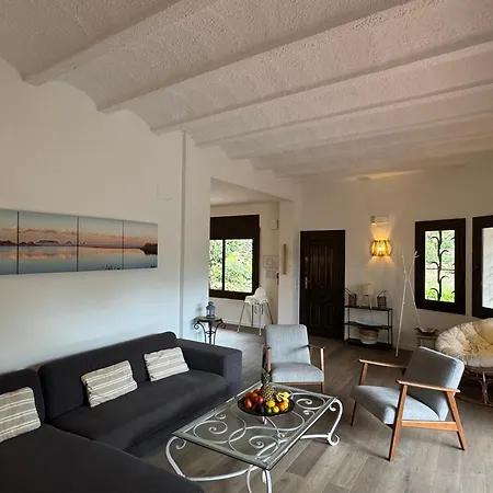Sa Riera, De Charme, Jardin, Pour 4 Personnes A 5mn De La *